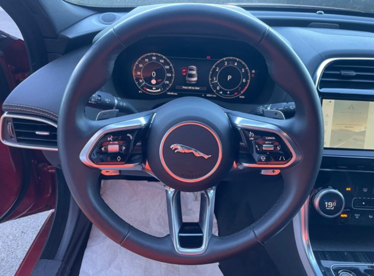 Jaguar XE P300 Sport