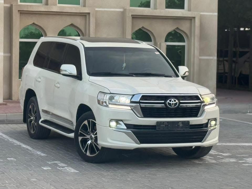 TOYOTA LAND CRUISER