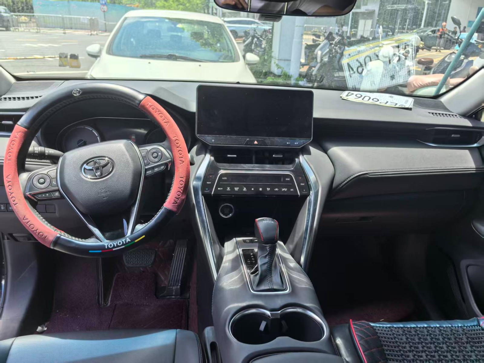 Toyota Venza 2.0L 2024 - Dakar