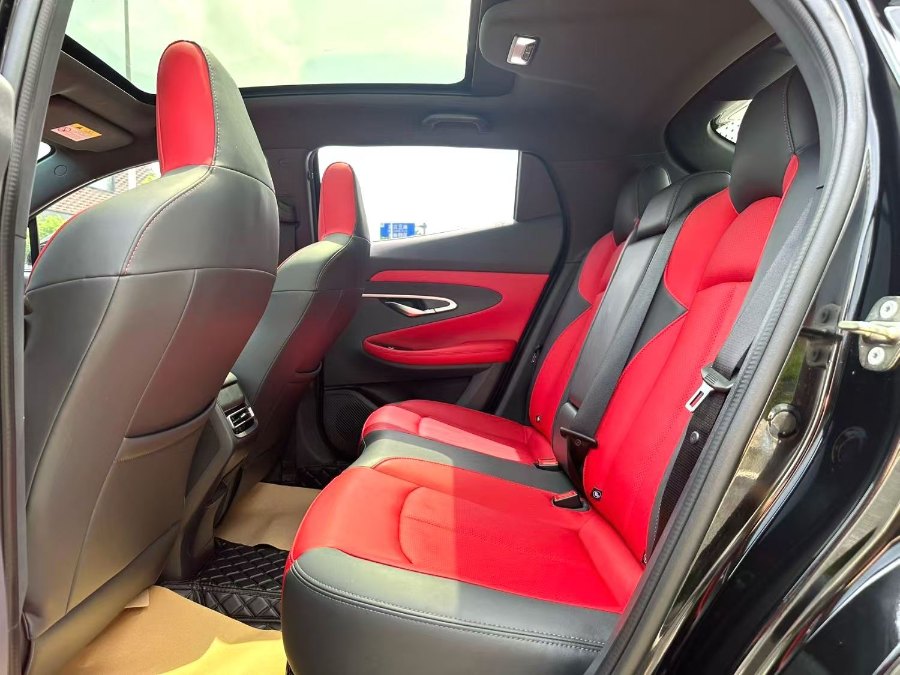 Changan UNI-T 2020 1.5T - Chine